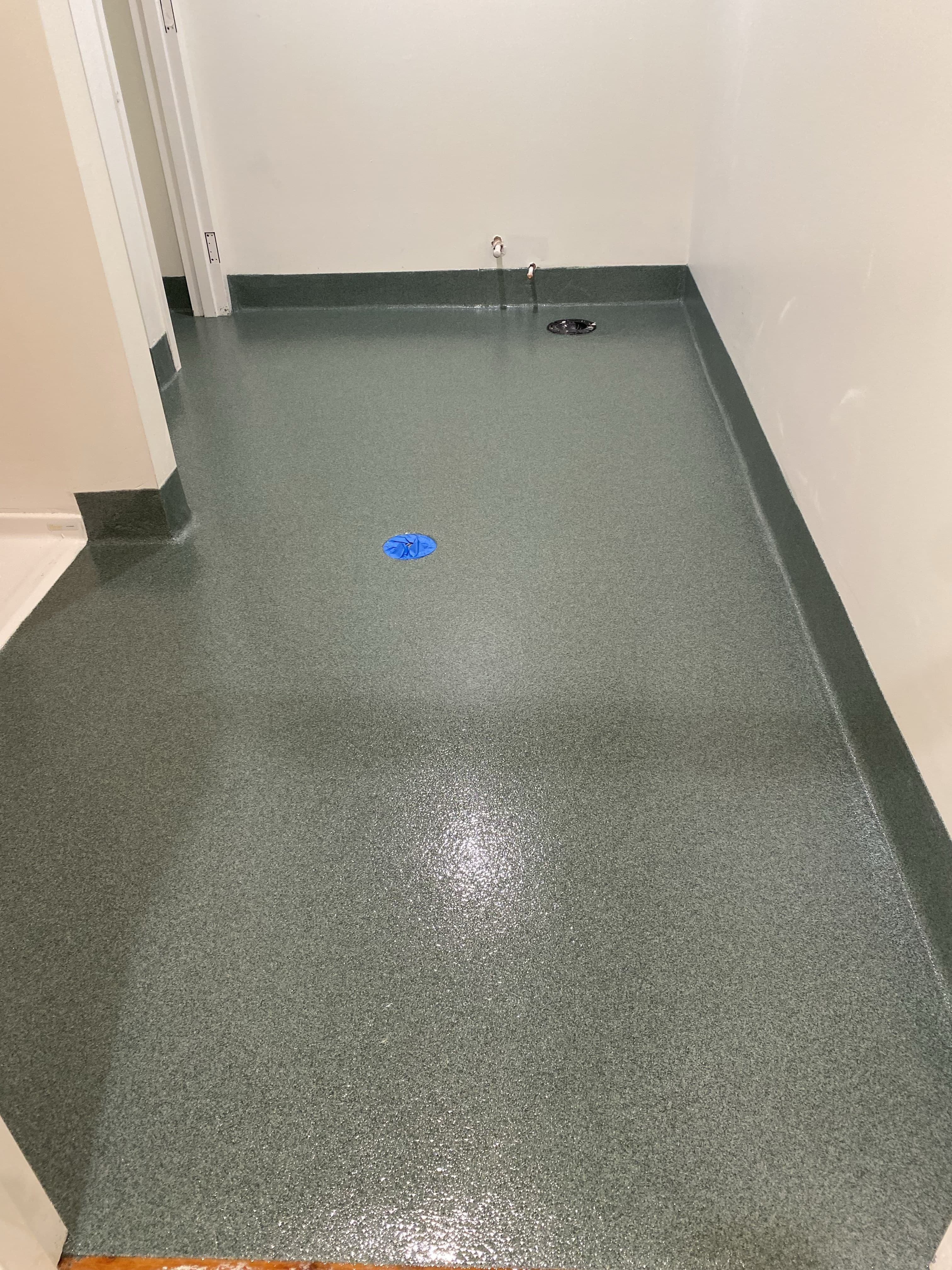 Quartz™ epoxy floor finish